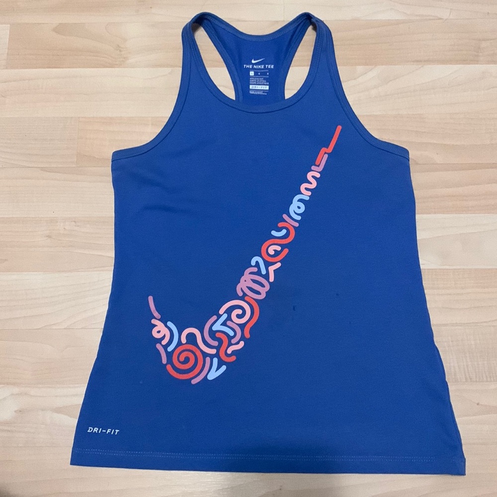 Nike tank tops
